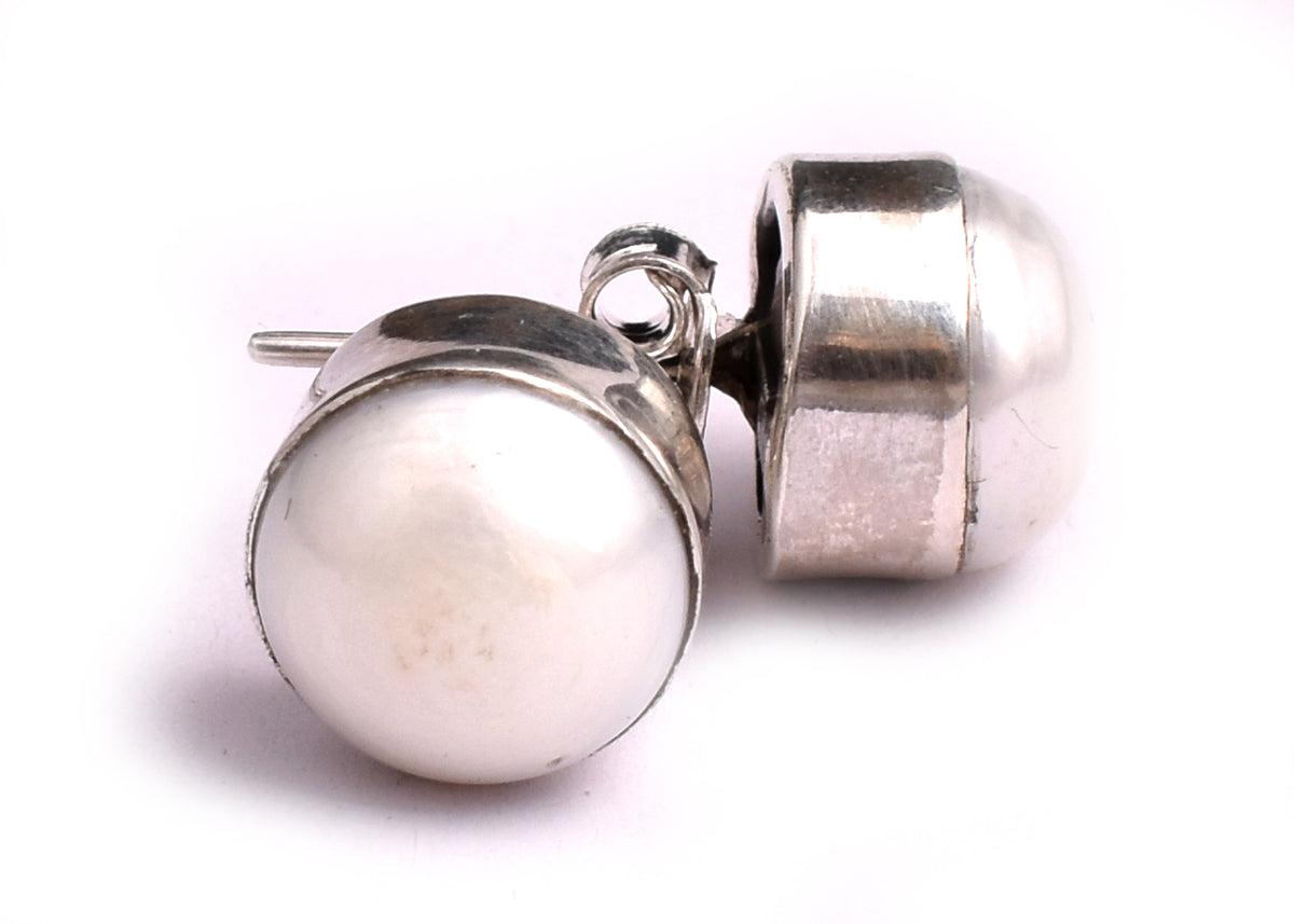 White Pearl Stud Earrings 925 Sterling Silver Round Pearl Earrings Classic Minimalist Jewelry for Women