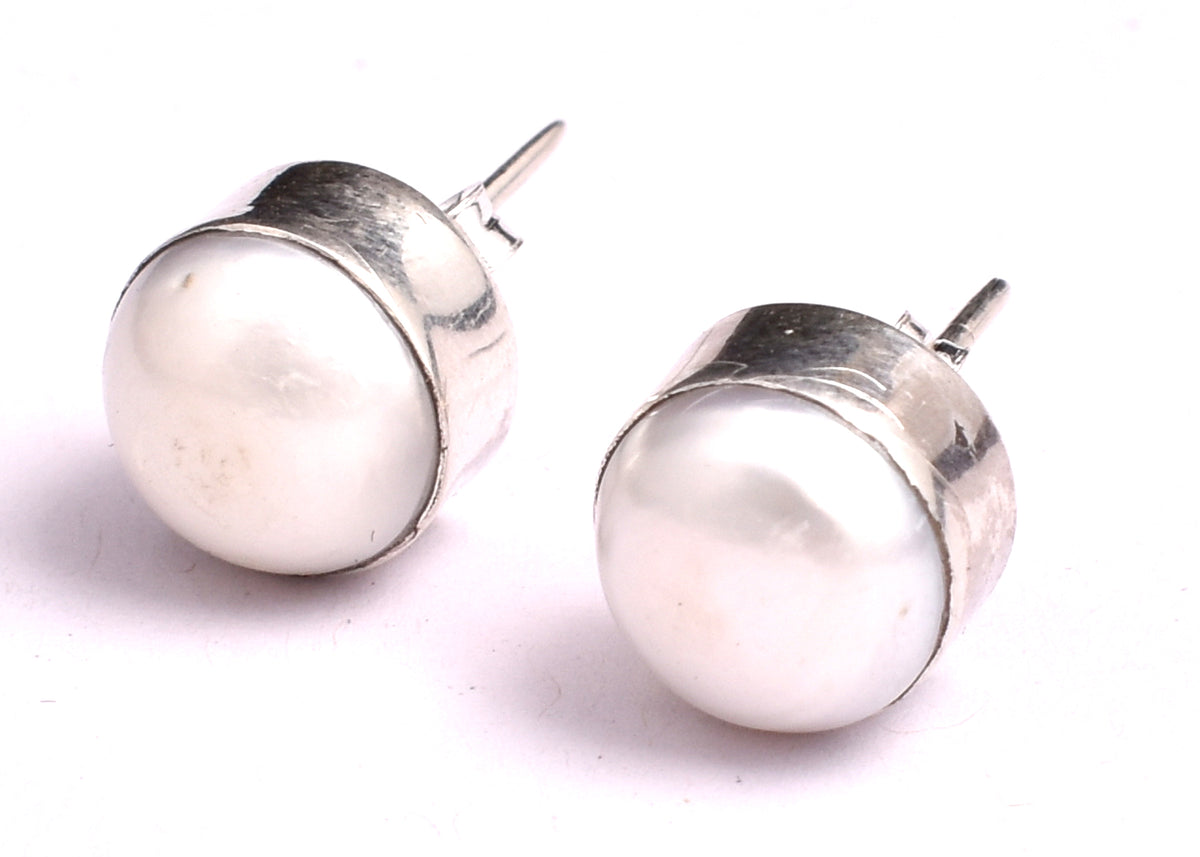 White Pearl Stud Earrings 925 Sterling Silver Round Pearl Earrings Classic Minimalist Jewelry for Women