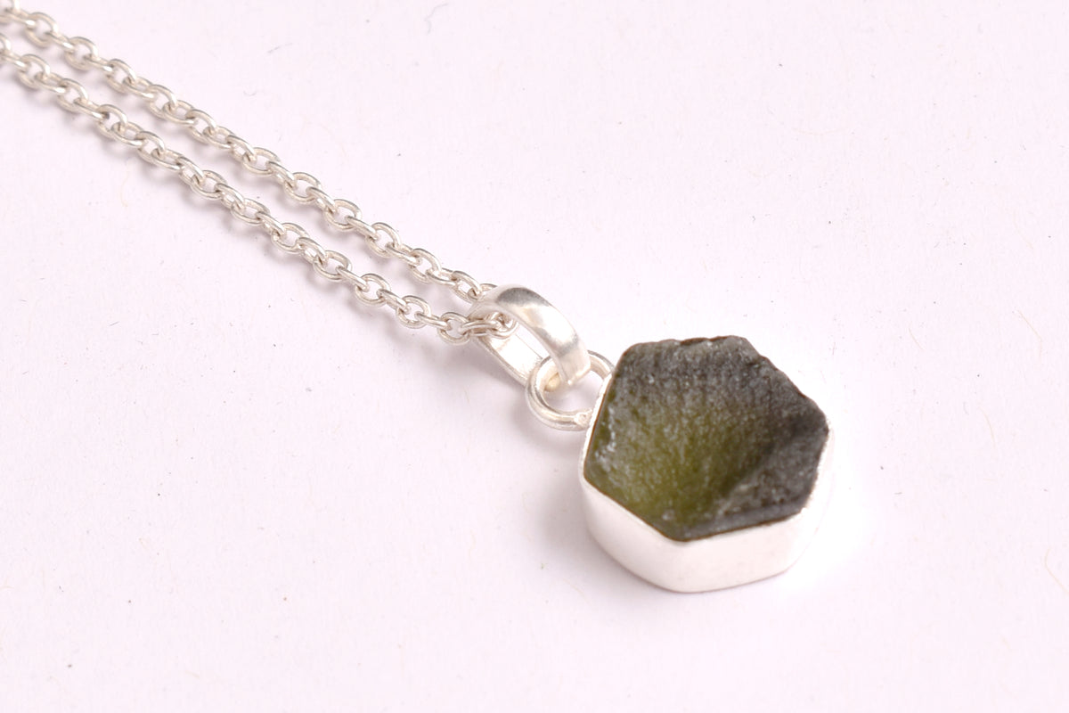 Raw Moldavite Crystal Pendant Necklace 925 Sterling Silver Natural Meteorite Gemstone Pendant Unisex Statement Jewelry
