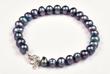 Peacock Black Pearl Necklace Iridescent Dark Pearl Beaded Necklace for Women Elegant Statement Jewelry
